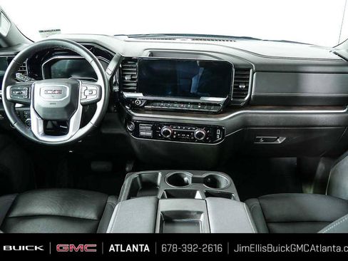 Certified 2025 GMC Sierra 1500 SLT AWD/4WD image 18
