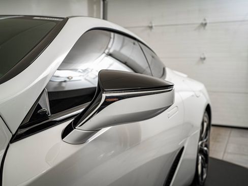 Used 2023 Lexus LC 500 Coupe w/ Performance Package image 19