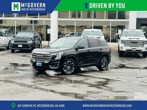 Used 2022 GMC Terrain SLT AWD/4WD image 1
