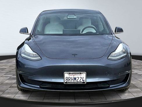 Used 2020 Tesla Model 3 Performance image 3