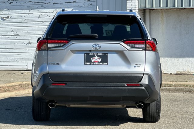 Used 2025 Toyota RAV4 XLE AWD/4WD image 5