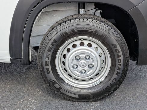 Used 2025 RAM ProMaster 2500 w/ Safety Group FWD image 25