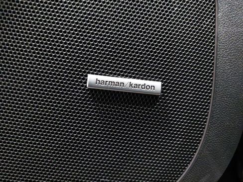 Used 2023 Subaru Ascent Limited w/ Technology Package image 31