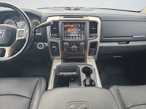 Used 2017 RAM 2500 Laramie AWD/4WD image 11