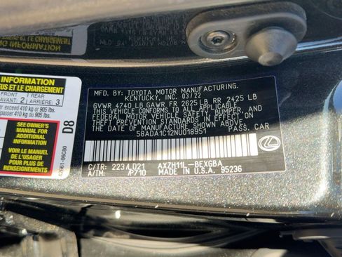 Used 2022 Lexus ES 300h w/ Premium Package image 21