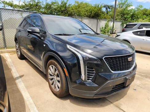 Used 2023 Cadillac XT4 Sport FWD image 3