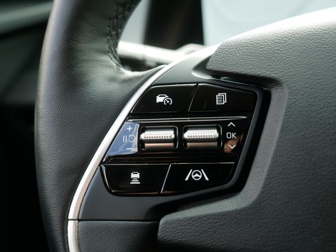 Certified 2023 Kia EV6 Wind AWD/4WD image 28