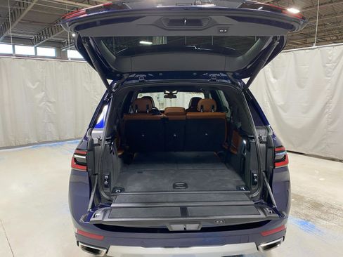 Used 2023 BMW X7 xDrive40i w/ Premium Package image 30