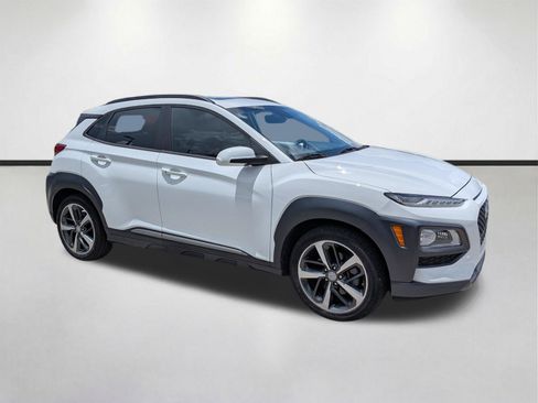 Used 2021 Hyundai Kona Limited w/ Cargo Package FWD image 2