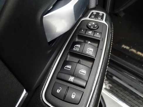 Certified 2024 RAM 2500 Big Horn w/ Bed Utility Group image 10