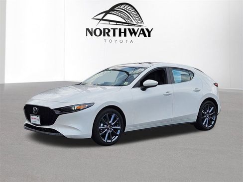 Used 2024 MAZDA MAZDA3 s image 6