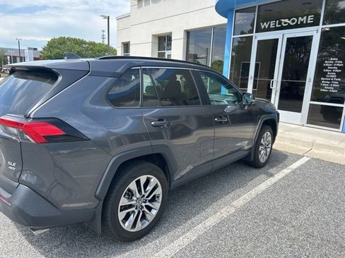Used 2023 Toyota RAV4 XLE Premium AWD/4WD image 3