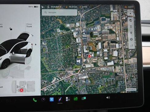 Used 2025 Tesla Model Y Long Range RWD image 14