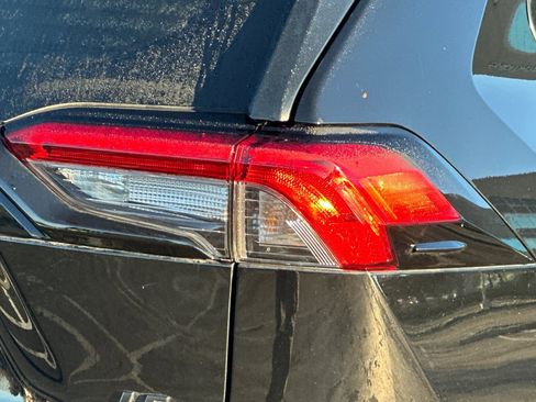 Used 2025 Toyota RAV4 LE image 49