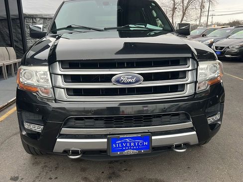 Used 2015 Ford Expedition EL Platinum image 12