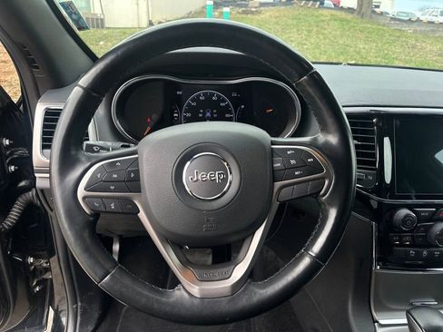 Used 2021 Jeep Grand Cherokee Limited image 14
