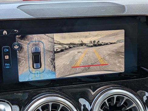 New 2026 Mercedes-Benz GLB 250 4MATIC image 12