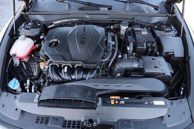 Used 2025 Hyundai Sonata SEL FWD image 27