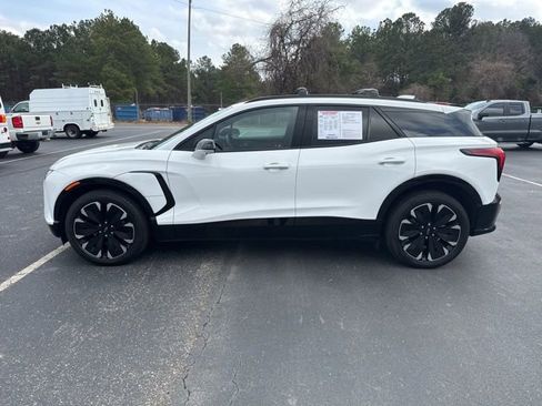 Used 2024 Chevrolet Blazer EV RS image 2