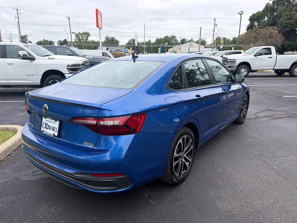 Used 2024 Volkswagen Jetta Sport FWD image 15