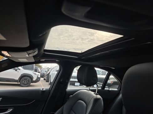 Used 2020 Mercedes-Benz C 300 4MATIC Sedan image 19