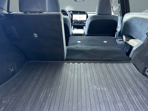 Used 2023 Lexus RZ 450e Premium image 33