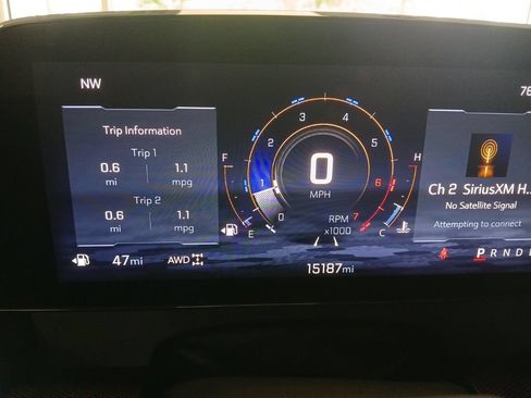 Used 2024 Chevrolet Traverse RS AWD/4WD image 24