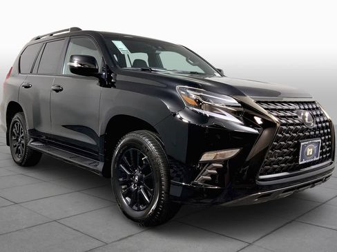 New 2022 Lexus GX 460 image 2