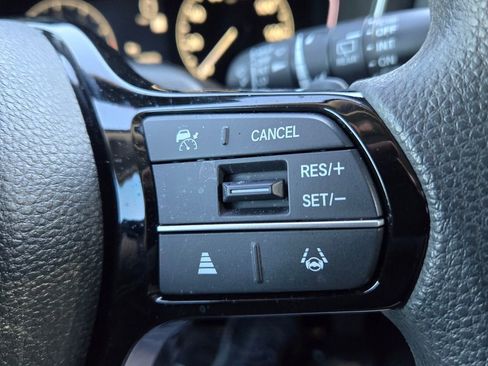 Used 2023 Honda Pilot LX image 21