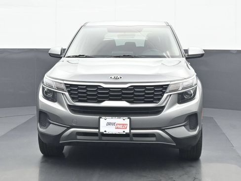 Used 2021 Kia Seltos LX AWD/4WD image 1