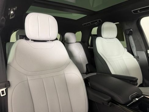 Used 2024 Land Rover Range Rover Sport Autobiography AWD/4WD image 33