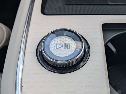 Certified 2025 Volvo EX90 Ultra AWD/4WD image 37