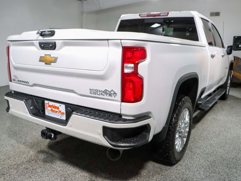 Used 2022 Chevrolet Silverado 2500 High Country w/ Safety Package II AWD/4WD image 7