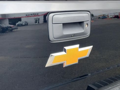 Used 2019 Chevrolet Silverado 1500 LT RWD image 31