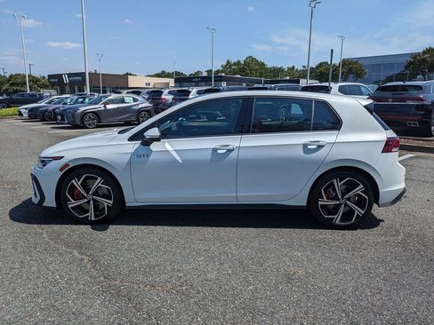 New 2025 Volkswagen GTI SE image 7