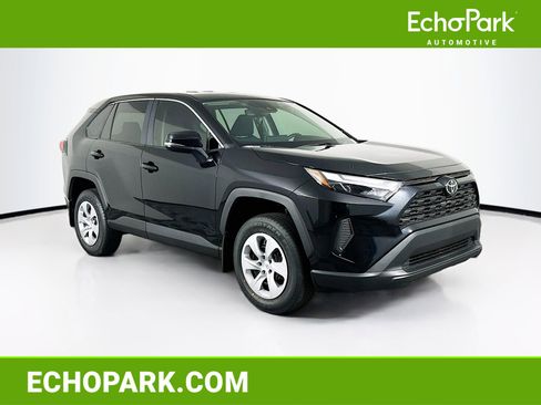 Used 2025 Toyota RAV4 LE image 1