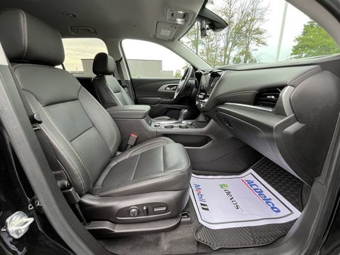Certified 2020 Chevrolet Traverse RS FWD image 20