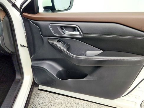 Used 2021 Nissan Rogue SL AWD/4WD image 26