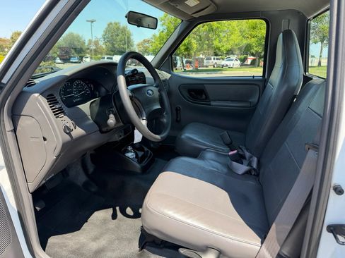 Used 2002 Ford Ranger 2WD Regular Cab image 11