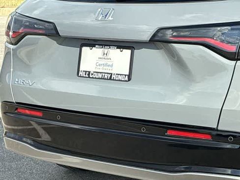 Used 2026 Honda HR-V EX-L image 13