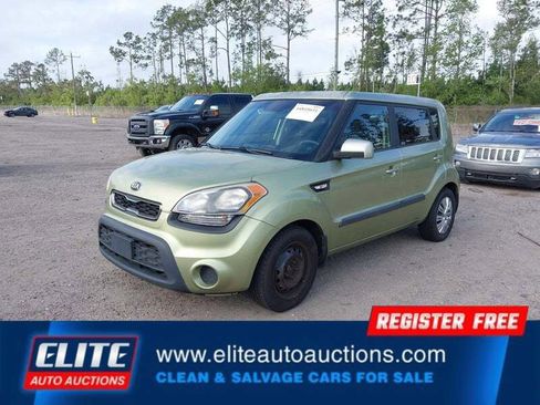 Used 2013 Kia Soul image 3
