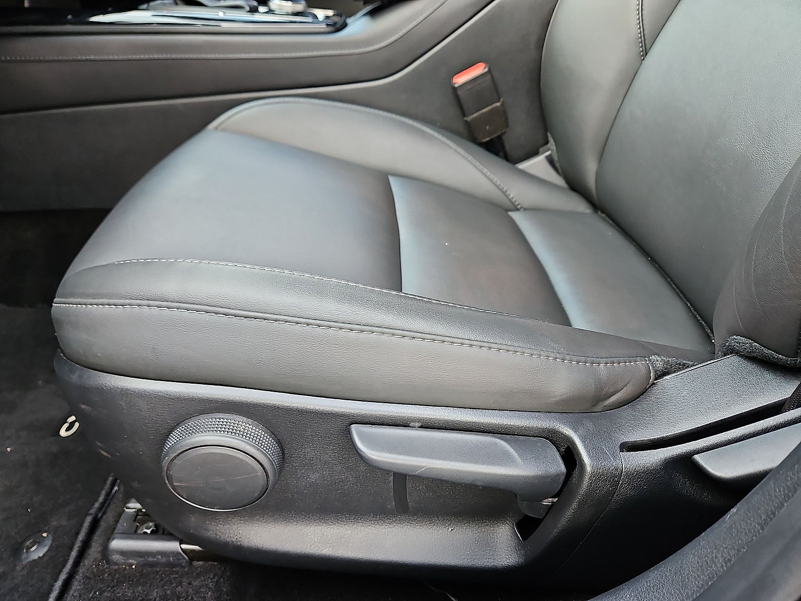 Used 2024 MAZDA CX-30 AWD 2.5 S w/ Select Sport Pkg image 17