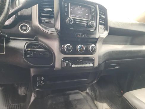 Used 2020 RAM 3500 Tradesman w/ Chrome Appearance Group AWD/4WD image 8