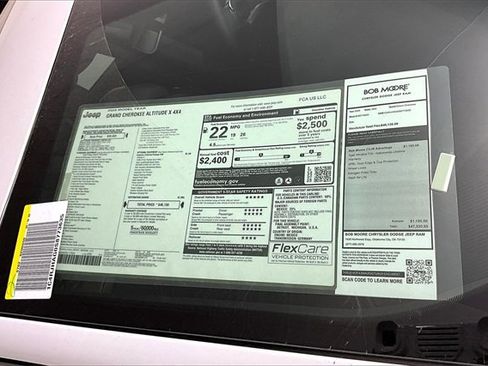 New 2025 Jeep Grand Cherokee Altitude image 13