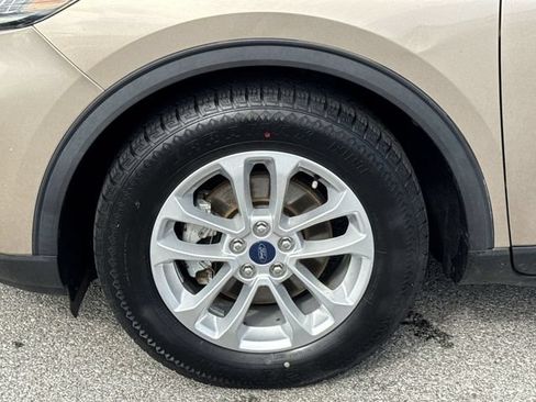 Used 2021 Ford Escape SE w/ Convenience Package FWD image 22