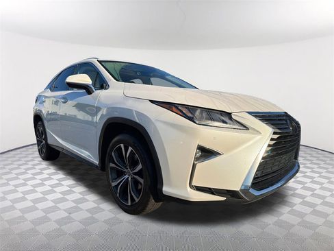 Used 2017 Lexus RX 350 FWD w/ Premium Package image 3