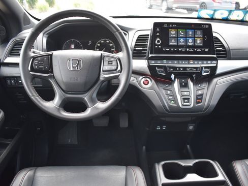 Used 2025 Honda Odyssey Sport-L image 21