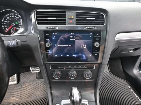 Used 2019 Volkswagen Golf Alltrack S AWD/4WD image 32