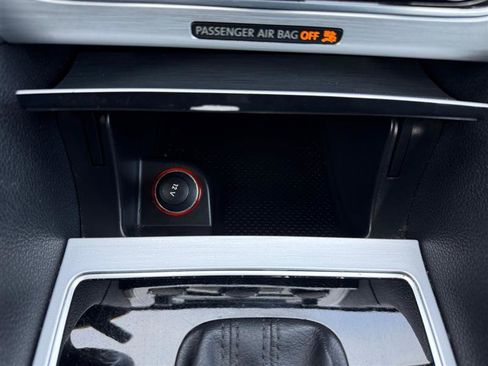 Used 2013 Volkswagen Passat TDI SE image 27