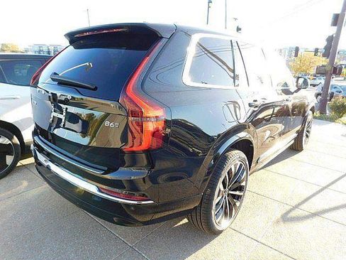 New 2026 Volvo XC90 B6 Plus w/ Protection Package Premier AWD/4WD image 6